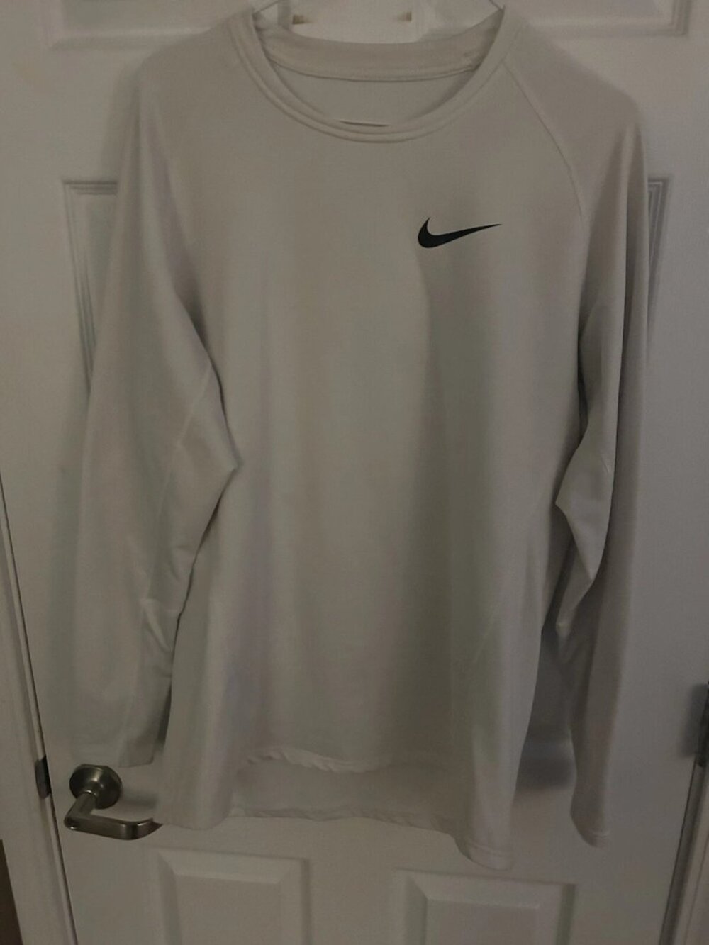 Nike Dri-FIT Men's XL White Long Sleeve Athletic Shirt